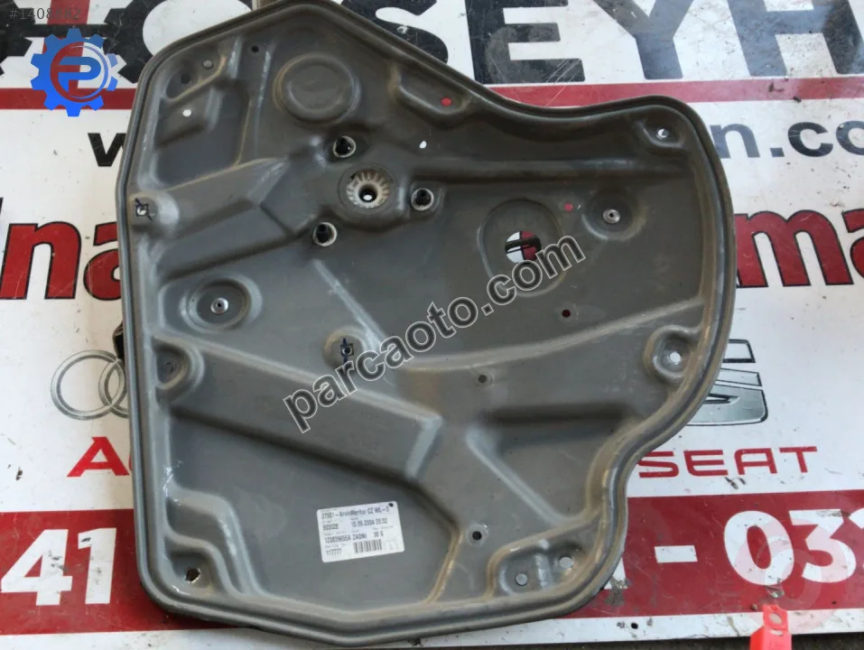 1Z0839655A skoda octavia sol arka kapı cam krikosu kapı pano
