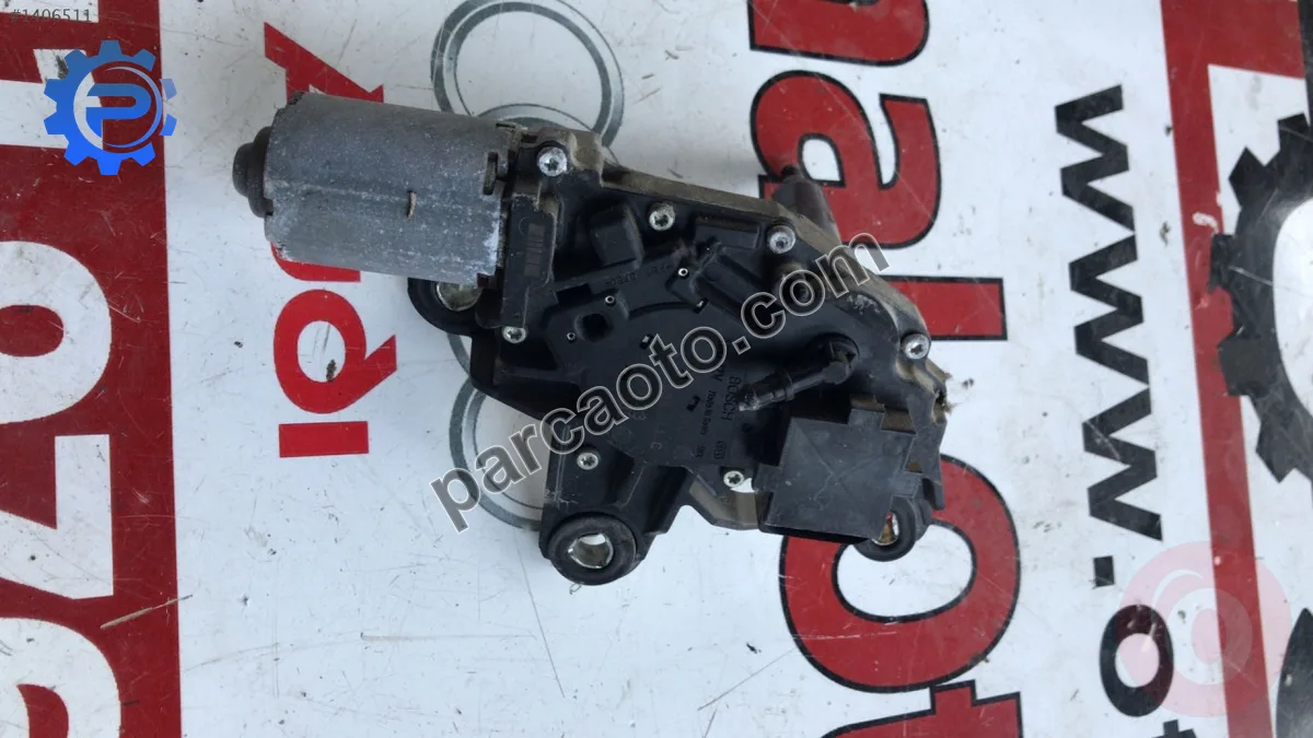 1T0955711C volkswagen caddy 2011 arka silecek motoru