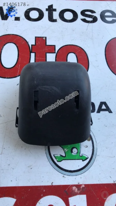 5C6857719 volkswagen jetta 2011-15 arka orta emniyet kemeri