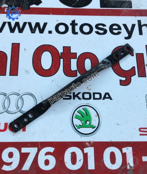 5Q0802128 audi a3 2019 arka tünel destek demiri