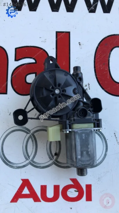 "5Q0959802B audi a3 2019 sol ön kapı cam motoru