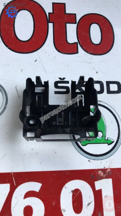 5Q0971856 audi a3 2019 fren pedalı bcm kontrol beyni yuvası