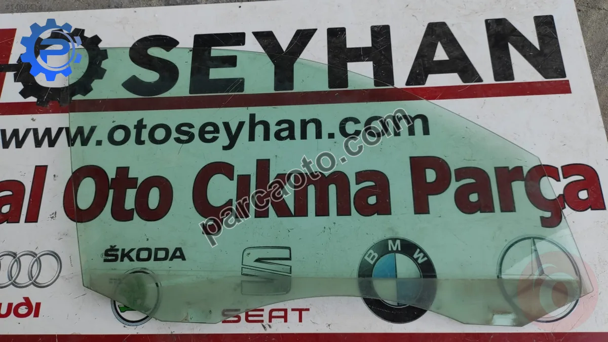 5N0845202 Volkswagen Tiguan ön sağ kapı camı 2013