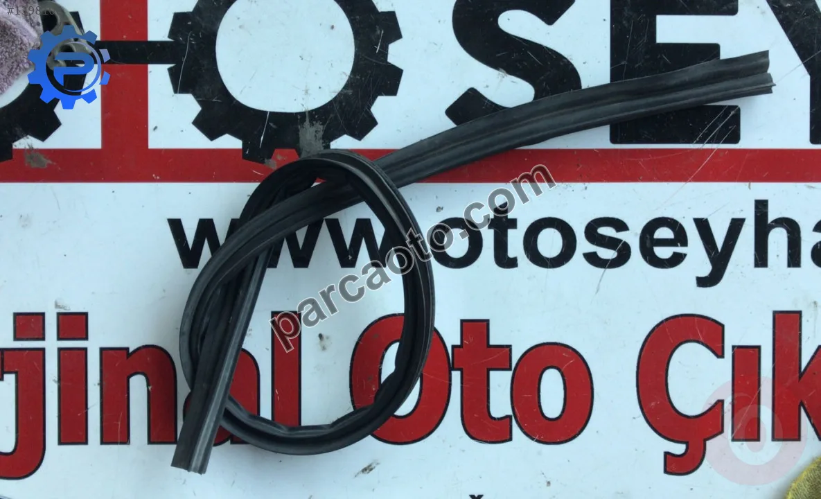seat ibiza 1999 motor kaput lastiği