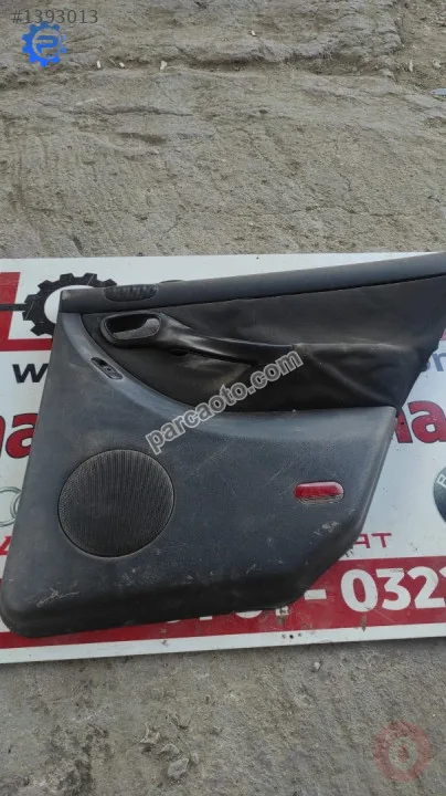 2000-05 seat leon arka sağ kapı kartonu