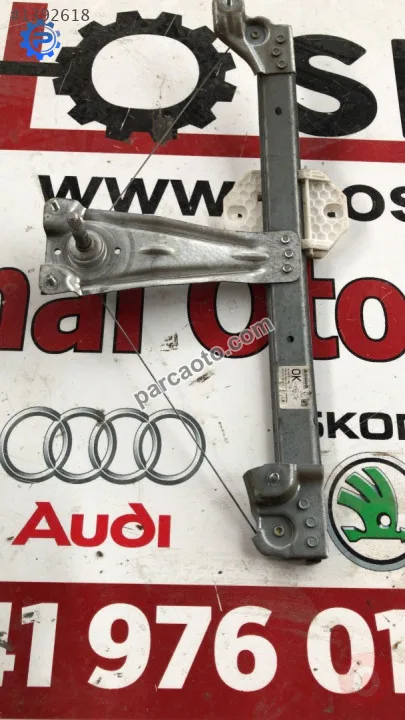 827217198R symbol sandero joy sol arka kapı cam krikosu
