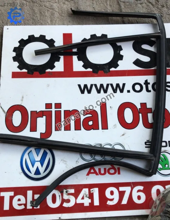 51332990320 bmw x1 e84 sağ arka kapı cam çerçeve fitili