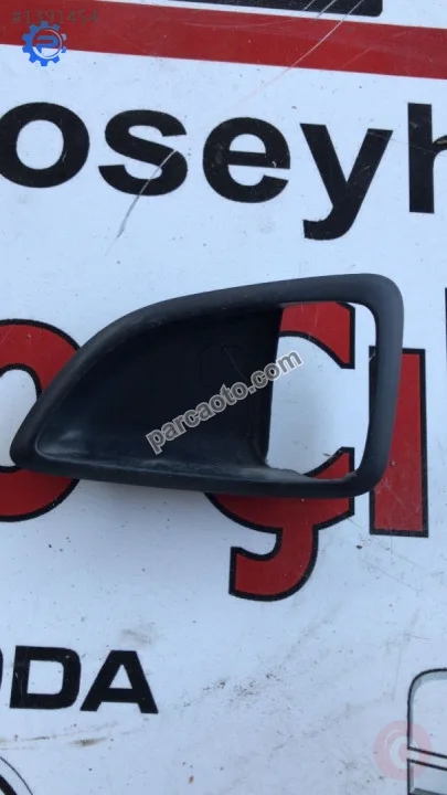 82621-2S000 hyundai ix35 sağ ön kapı iç açma kolu çerçevesi