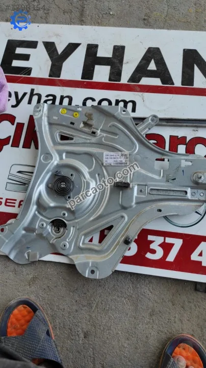 82480-2Y330 2012 hyundai ix35 ön sağ kapı cam kriko ve pano