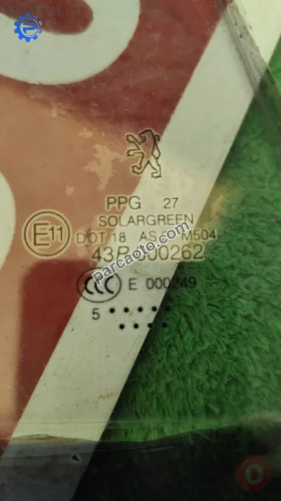 peugeot 407 arka sağ kapı camı peugeot 407 arka sağ kapı camı