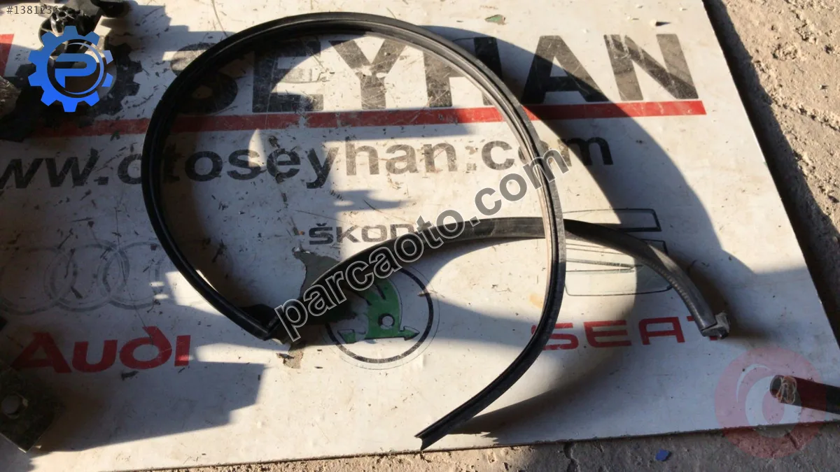 bmw 5 serisi e 60 arka kapı iç cam çerçeve lastiği