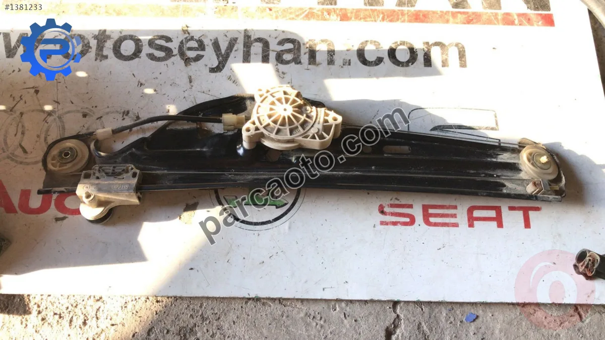 7075674 7034388 bmw 5 e60 sağ arka kapı cam krikosu motorsuz