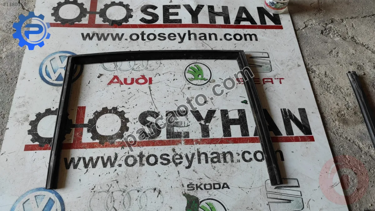 bmw 5 kasa e60 arka sağ iç cam fitili