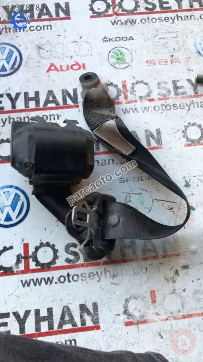 6N0857806 vw polo hb sağ arka emniyet kemeri