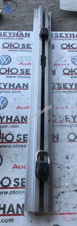 7146025 bmw x5 e70 bagaj sol ray