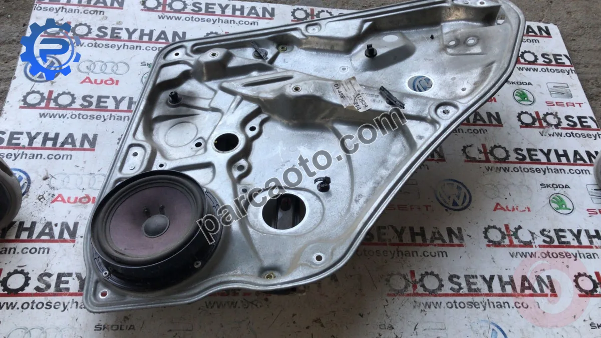 vw passat b5 sağ arka kapı panosu cam krikosu