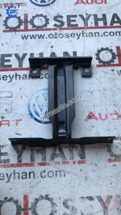 2S61-18A998 ford fiesta 2001-08 teyp tutucu