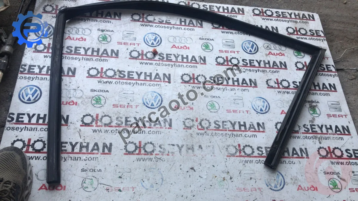 7033799 bmw 5 serisi e60 e61 sol ön kapı cam çerçeve fitili