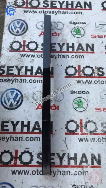 A2047300109 mercedes c180 w204 sol arka kapı cam kızağı