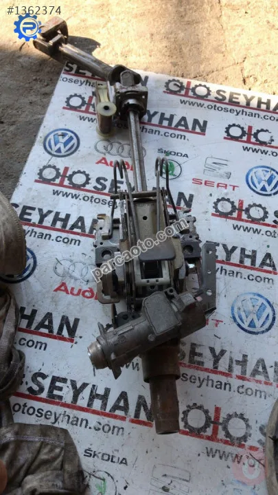 skoda fabia 2011 direksiyon kolonu ve mafsalı
