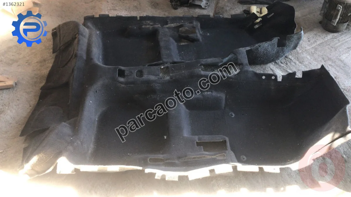 1K1863367AL vw jetta 2009 taban halısı