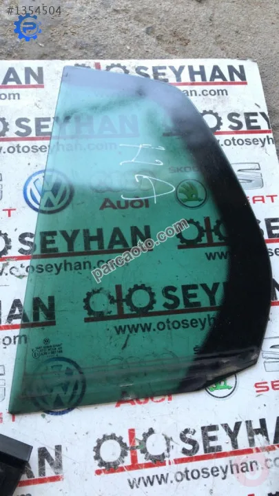 vw golf 5 sol arka kelebek cam