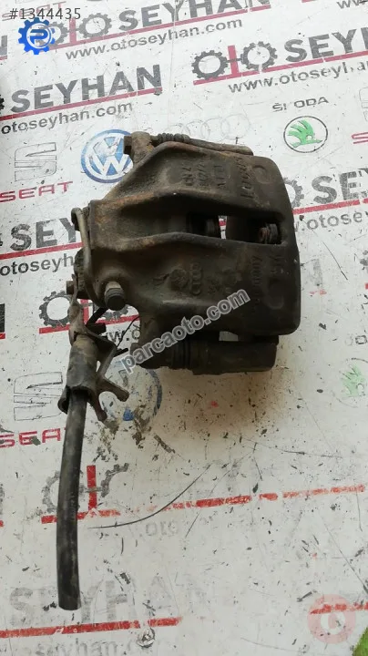 32323538 vw passat b5 ön sağ fren merkezi