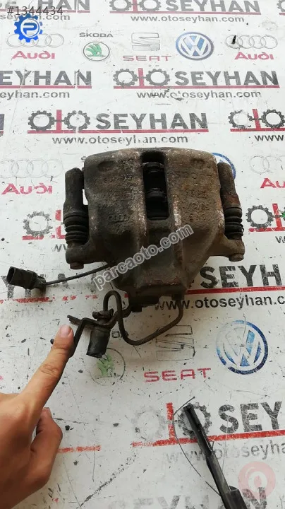32323538 vw passat b5 ön sol fren merkezi