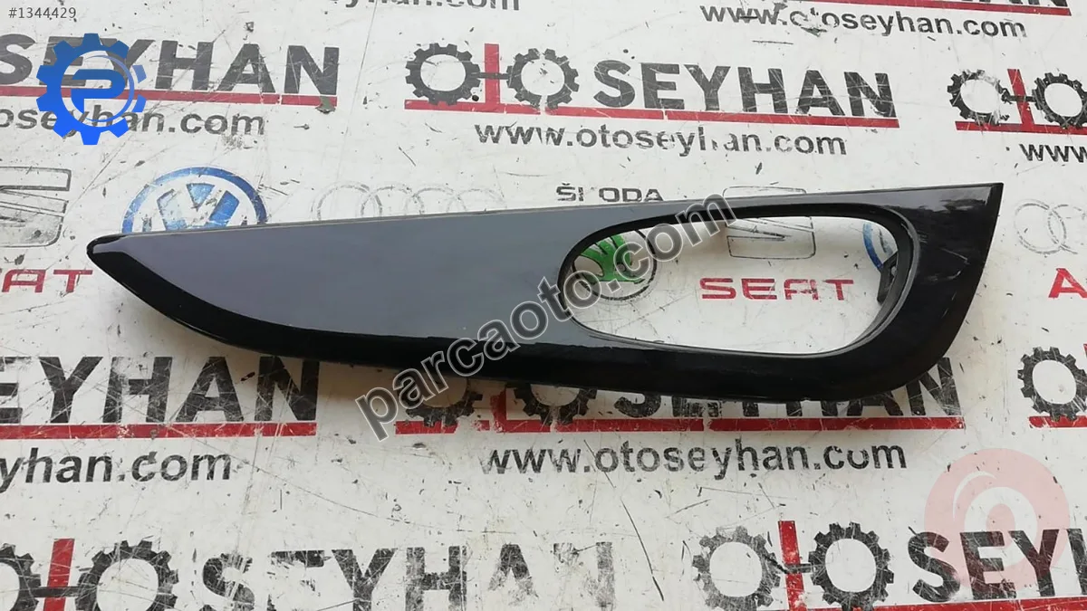 826834EA1AX nissan qashqai j11 sol arka iç açma kolu çıtası