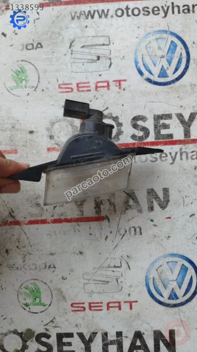 5N0941071A tiguan 2008-15 arka tampon sol geri vites lambası