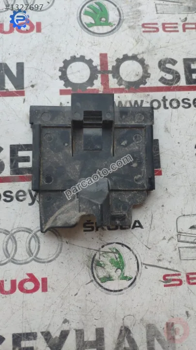 5Q0927165F seat leon 2020 dış sigorta kutusu ön kablo kapağı