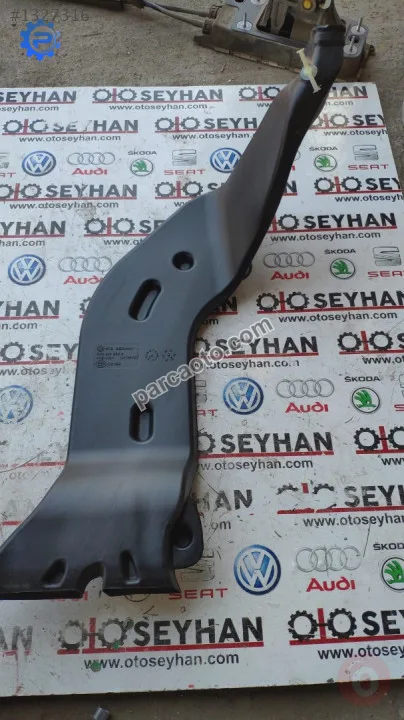 5Q0819805E leon 17-20 audi 3 sol arka ayak havalandırma boru