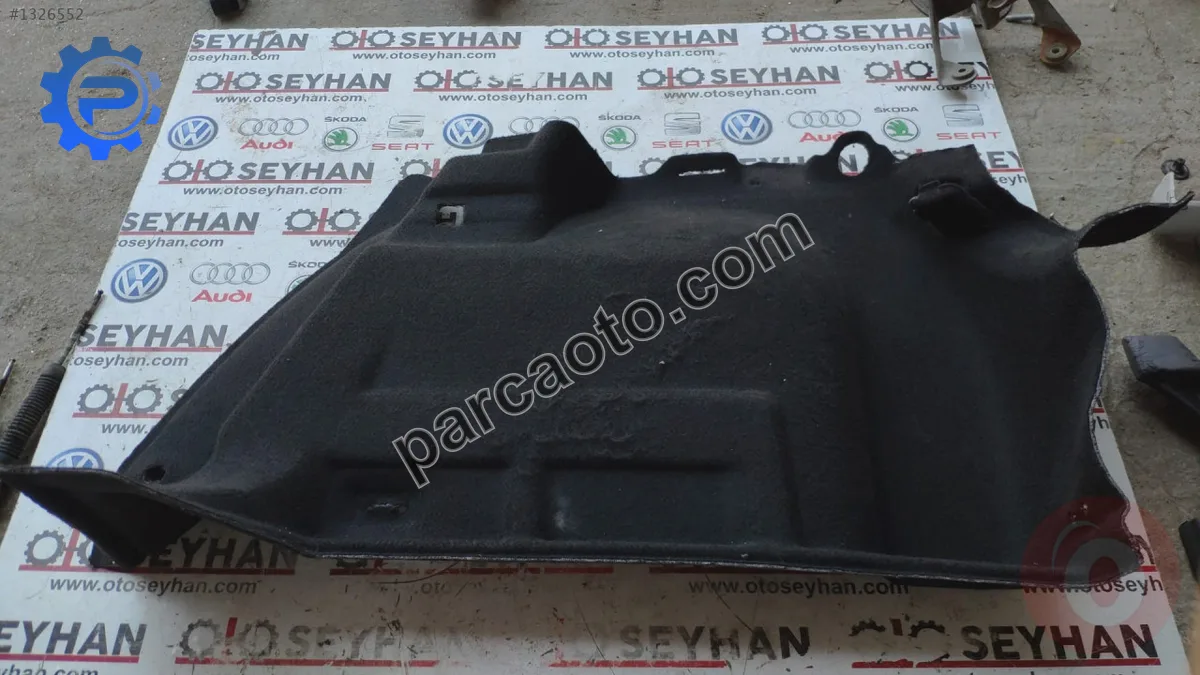 5F0867428G seat leon 2017-20 sağ bagaj halısı