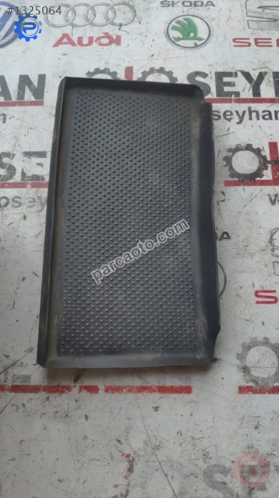 3B0858169 passat b5 göğüs orta eşya gözü kaydırmaz lastiği