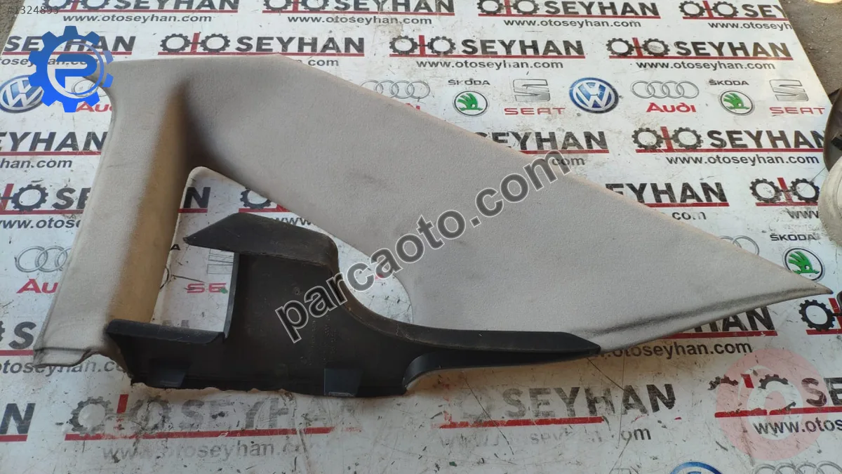 3B5868202B vw passat b5 sağ kelebek cam iç kaplaması