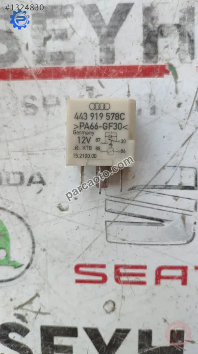 443919578C vw passat b5 267 nolu röle