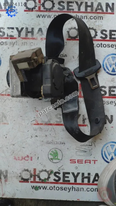 3B5857806D vw passat b5 arka sağ emniyet kemeri