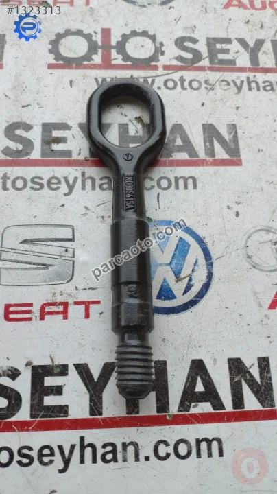 8K0805615A vw tiguan 2017 çeki demiri