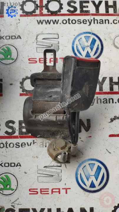 3B0857813B vw passat b5 arka orta emniyet kemeri
