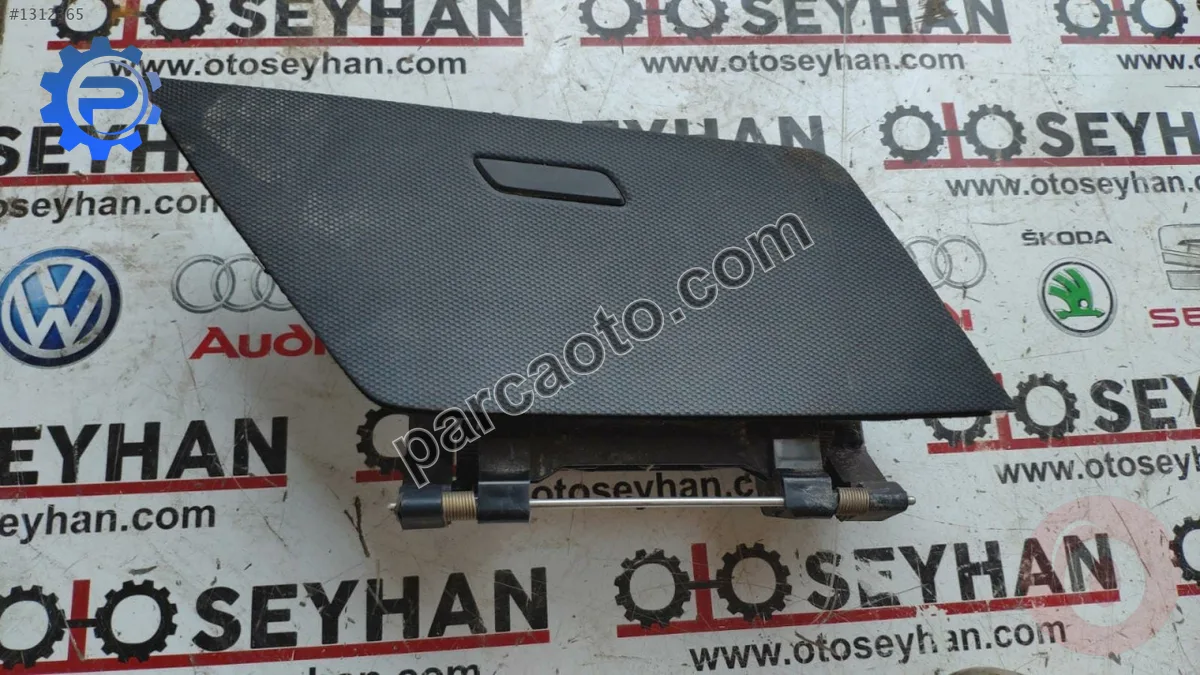 5NB857922 vw tiguan 2017 göğüs üst eşya bölmesi torpido 5NB857922 vw tiguan 2017 göğüs üst eşya bölmesi torpido