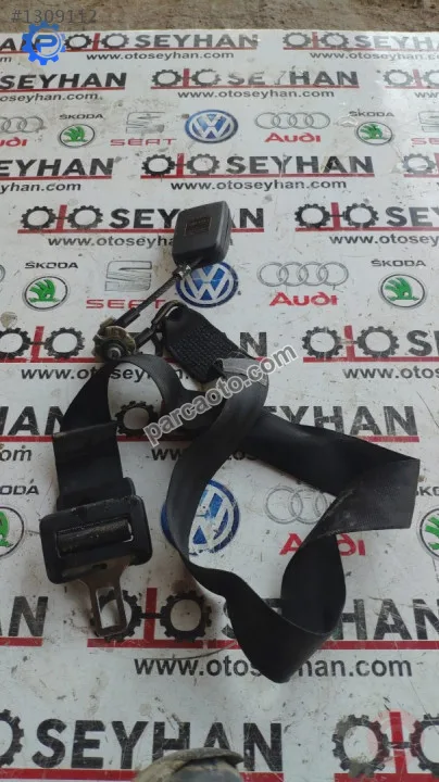 1J0857487D vw bora arka emniyet kemer dişileri