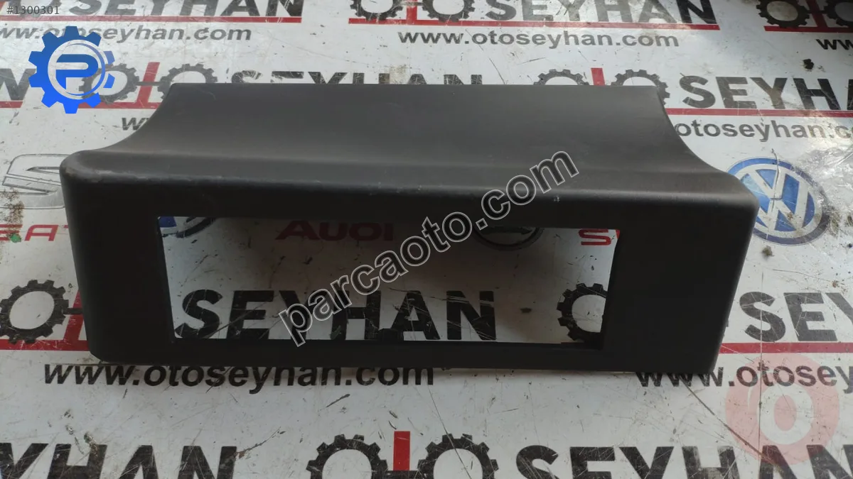5F1857151A seat leon 2017-2020 torpido iç gözü kaplaması
