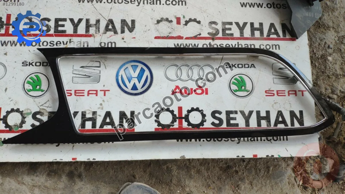 5F1858061 seat leon 17-20 göğüs orta ekran ızgara çerçevesi