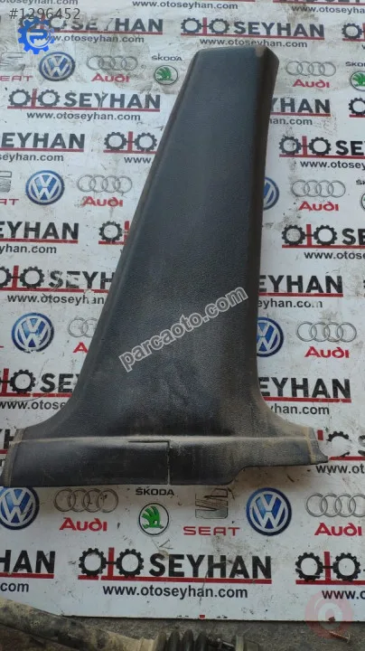6K4867240A polo classic ibiza 99 orta sağ direk kaplaması