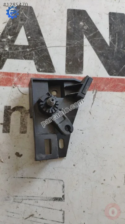1K1823633 vw golf 6 kaput açma kolu braketi