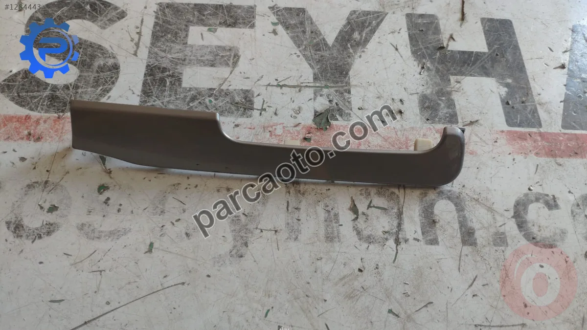 5K1858417R volkswagen golf 6 göğüs çıtası