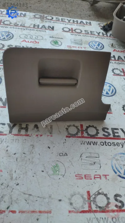 5K1857919D vw golf 6 sürücü küçük torpido