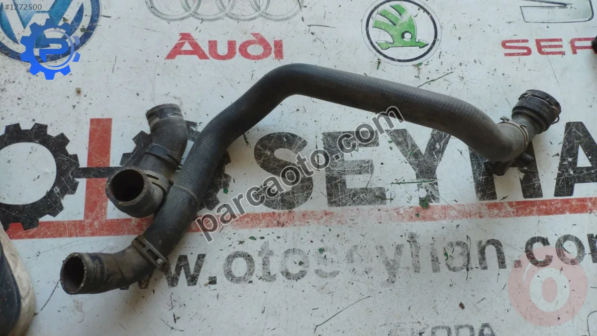 1J0121619A seat leon 02 radyatör üst kalın su borusu hortumu