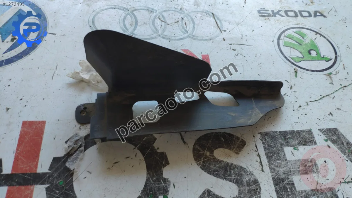8L1815158 seat leon 2002 ön ayak havalandırma borusu kaplama