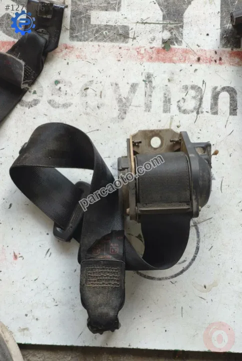 1M0857806 seat leon 2002 arka sağ emniyet kemeri